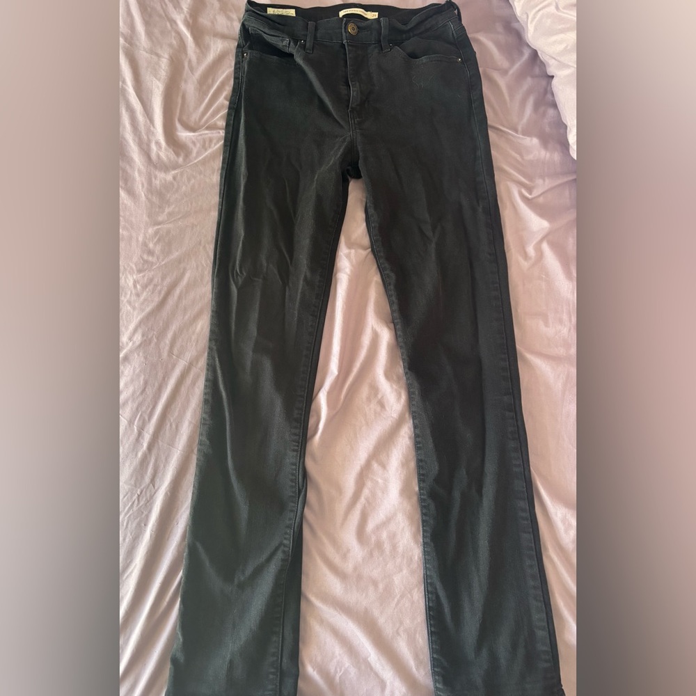 Levi's Women's High Rise Jeans - Black